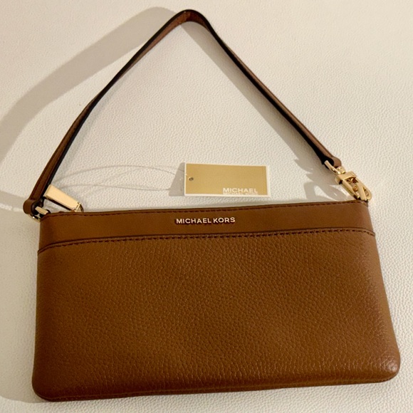 Michael Kors Jet Set Brown Leather Shoulder Baguette Bag • Gold Hardware • NWT - Picture 2 of 15